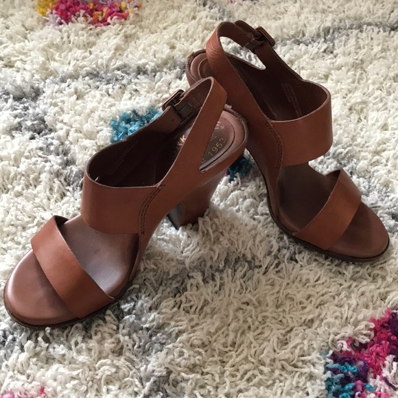 Kork-Ease Shoes - Timeless Kork-ease heeled sandal